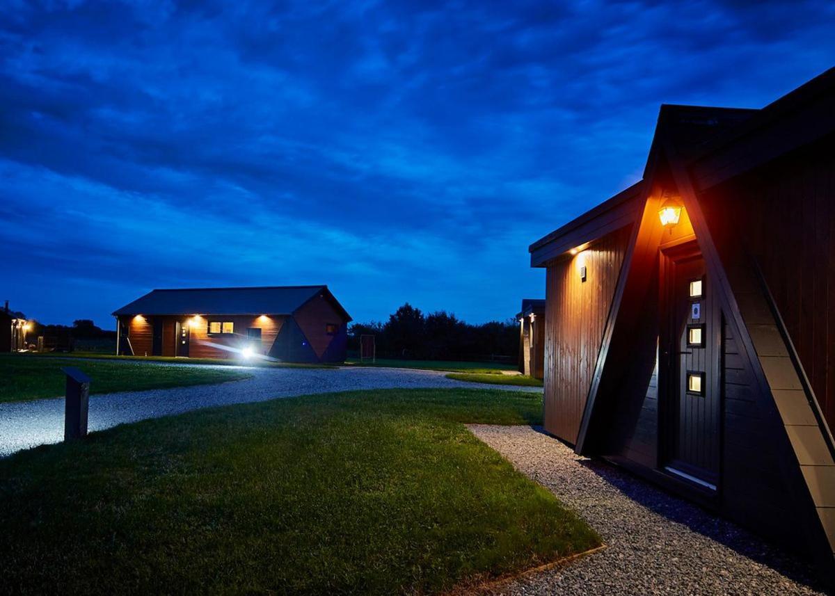 Hotel North Star Sanctum Garton Exteriér fotografie